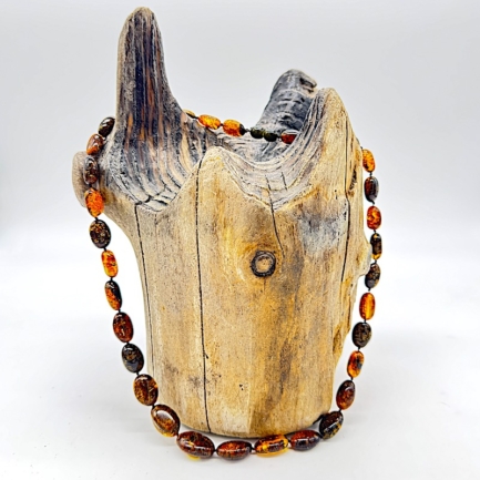 Besondere Kette Moorbernstein - mit Drehverschluss