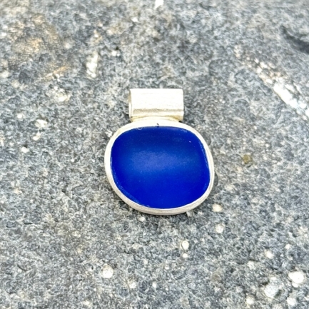 Meerglas-Anhänger 925er Sterling-Silber - dunkelblau