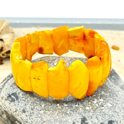 Exclusives Bernsteinarmband – “Gelb”